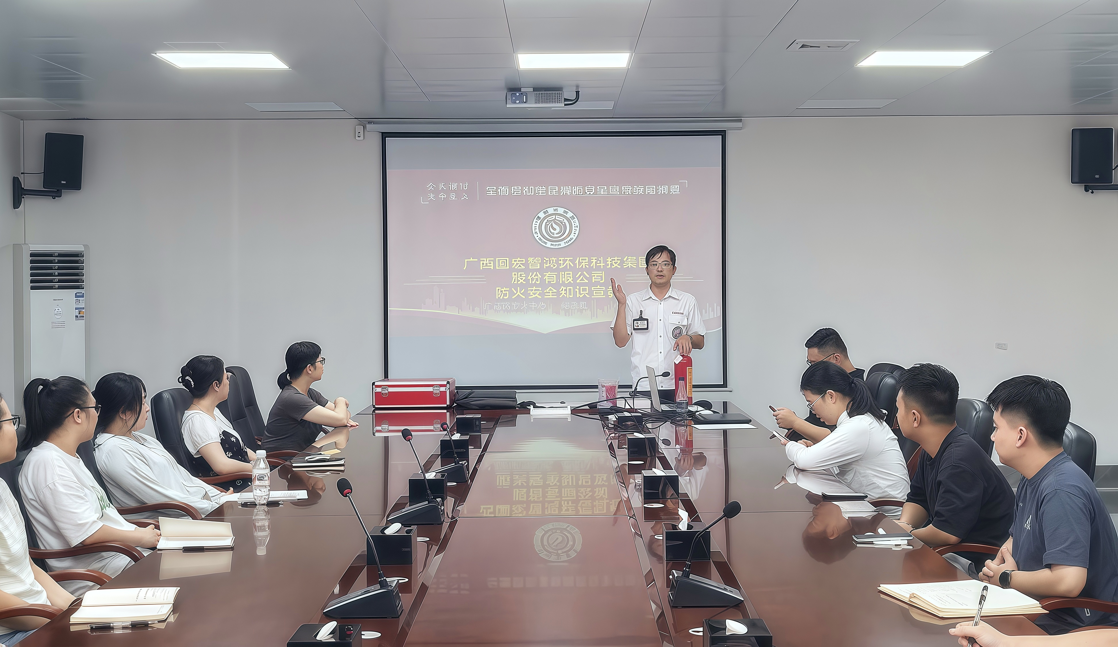 智鴻環(huán)保集團(tuán)扎實(shí)開展2025年“安全生產(chǎn)月”系列活動(dòng)